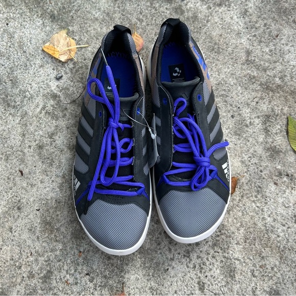 Adidas Waterproof Grip Shoes B lace dlx, BNWT, size 41.5 - Picture 1 of 7